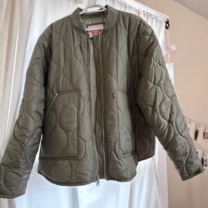 Levi's Olive Quilted Bomber Jacket - Women's Lightweight